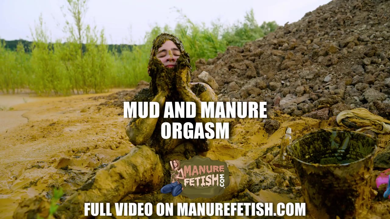 Orgasm in Mud and Manure Trailer