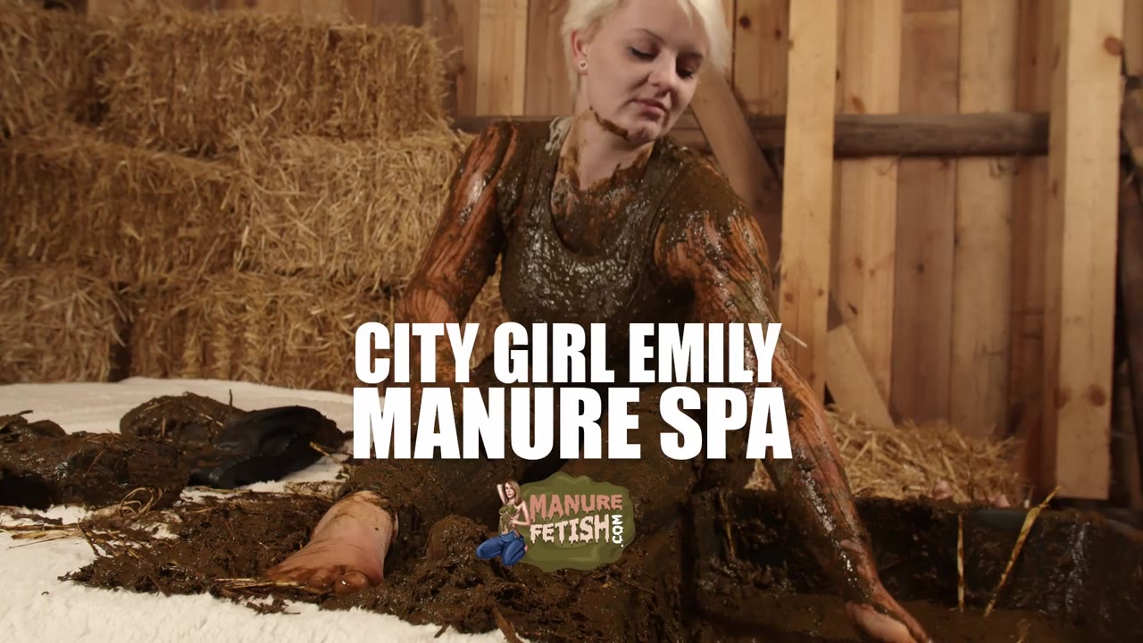 City Girl Emilia Manure Spa preview